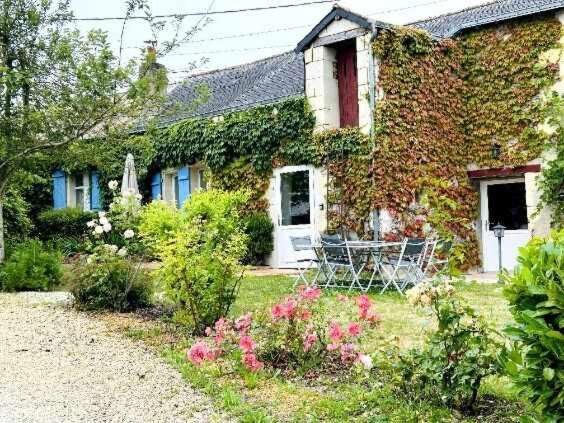Gite Les Jardins De Terrefort Saumur Kültér fotó